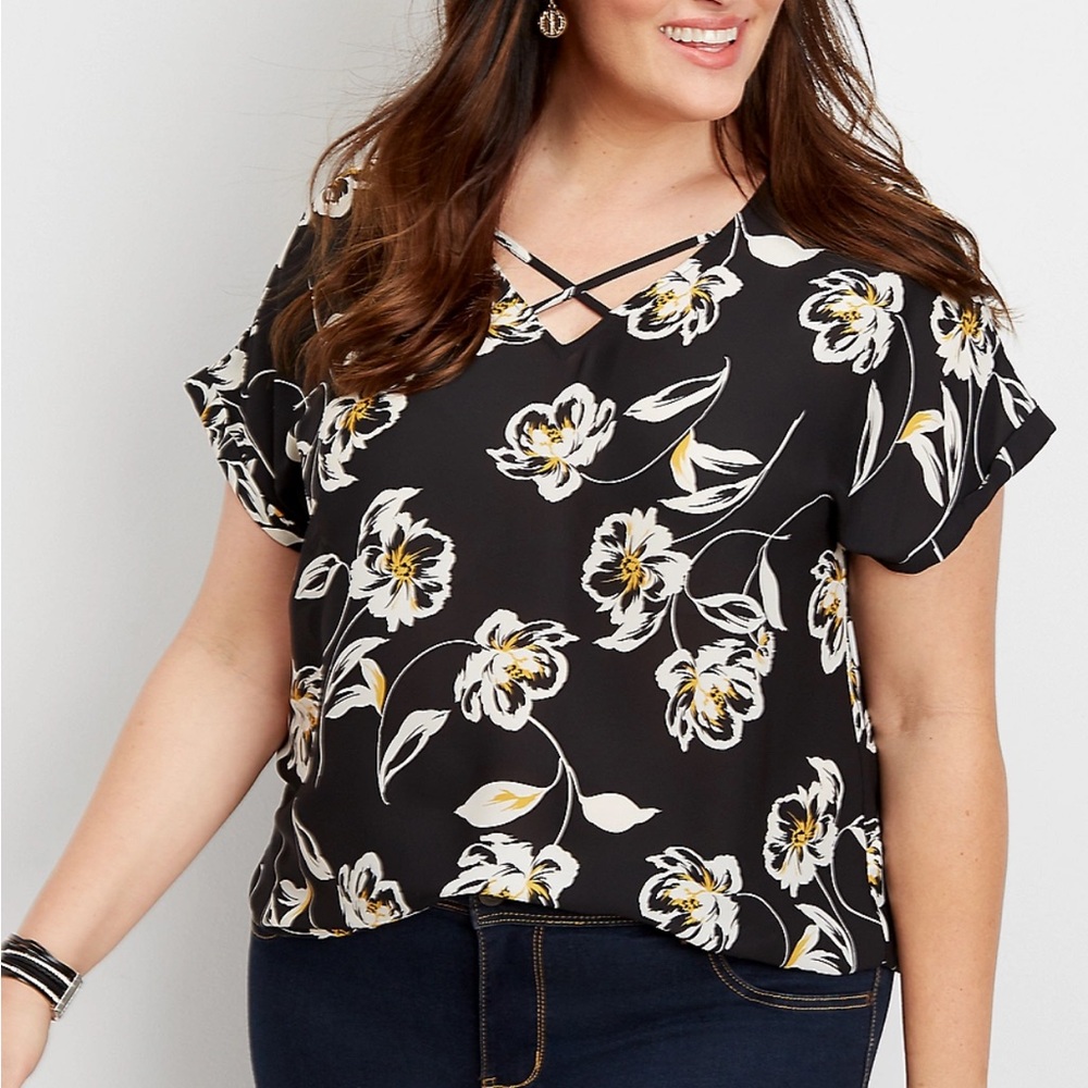 Maurice’s Plus Size 1 Floral Lattice Neck Blouse
